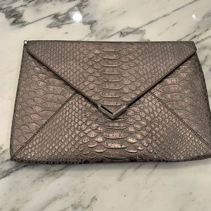 Stella and Dot CLUTCH